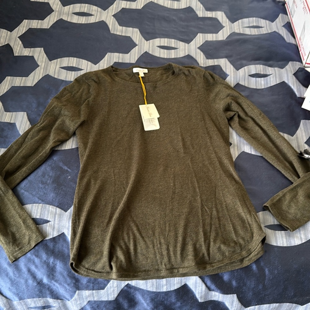 Minnie Rose Olive Green sweater/too size M